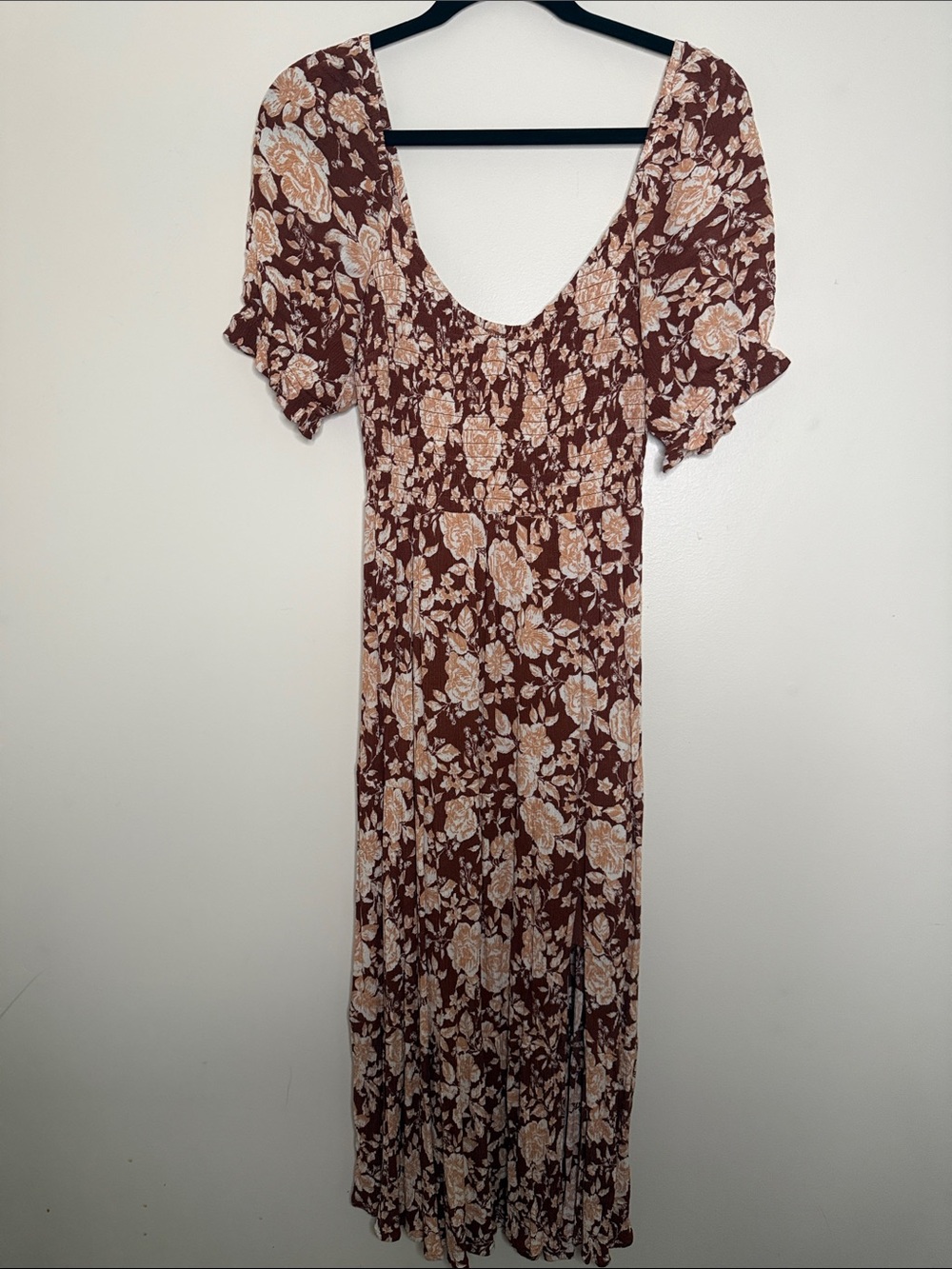 Floral Scoop-Neck Midi Dress in Brown and Cream